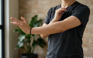 产妇产后指南：产后体虚怎么循序渐进练回来？(传统养生功法常见问题FAQ)