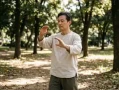 站庄腿酸发抖是正常的吗，怎么熬过去